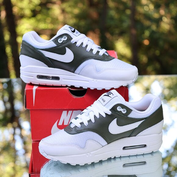 Nike Air Max 1 ID By You - Picture 8 of 14